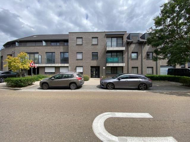 Appartement met twee slaapkamers in een rustige en mooie res
