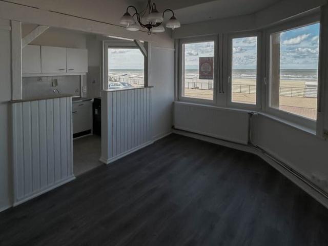 Appartement met twee slaapkamers met zeezicht
