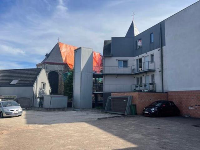 Appartement met zongericht terras op het dorp in Moorsel