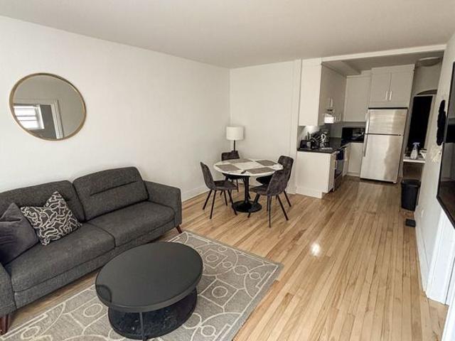 Appartement Meublé 3 Chambres Downtown
