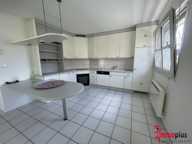 Appartement meublé 3 pièces 103 m²