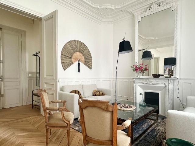 Appartement meublé 3 pièces 103 m²