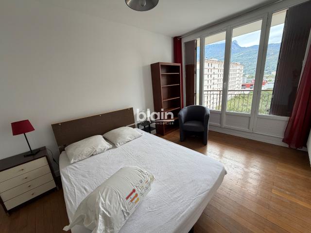 Appartement meublé 3 pièces 71 m²