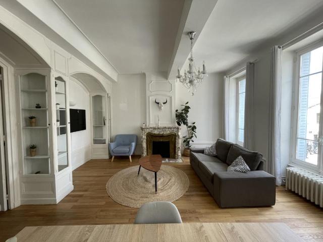 Appartement meublé 3 pièces 84 m²