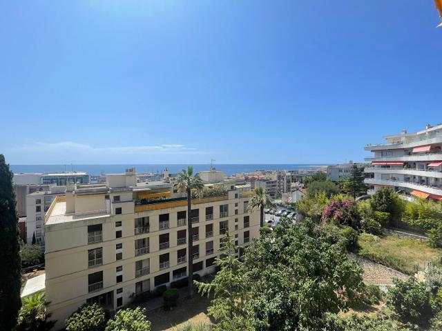 Appartement meublé 3 pièces 94 m²