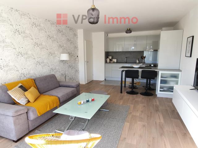APPARTEMENT MEUBLE, 3 PIECES AVEC BALCON ET PARKING