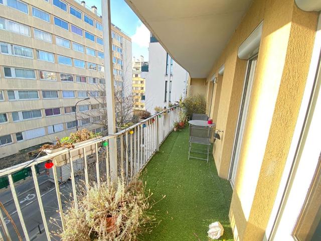 Appartement meublé 3 pièces avec balcons Avron