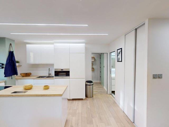 Appartement meublé 3 pièces avec garage 63.60 m² Montchat Do