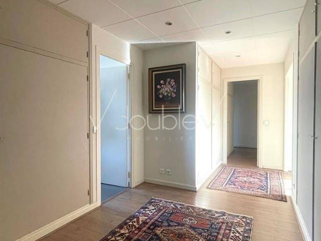 Appartement meublé 124 m2 garage et terrasse LILLE SQUARE FOCH