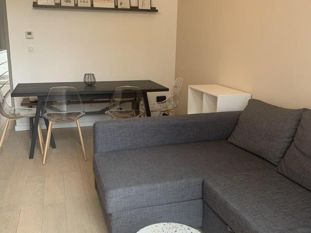 appartement meublé 1 chambre avec terrasse haut de St Gilles