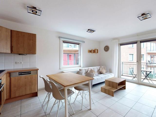 APPARTEMENT MEUBLE 1 CHAMBRE à 7000 Mons