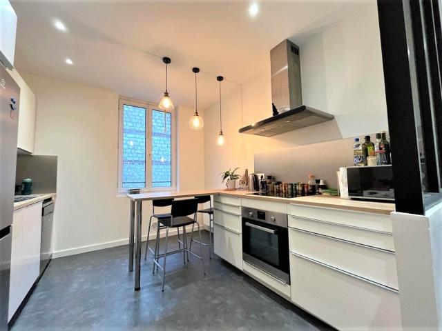 Appartement meublé 1 pièce 64 m²
