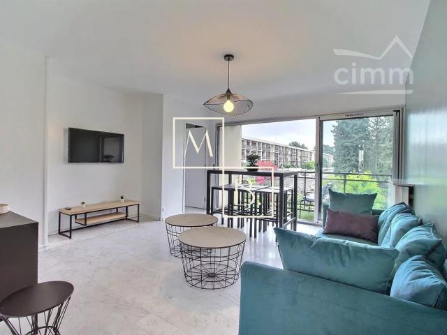 Appartement meublé 1 pièce 100 m²