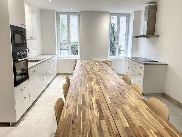 Appartement meublé 1 pièce 180 m²