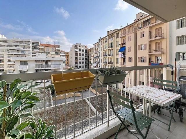 Appartement meublé 1 pièce 27 m²