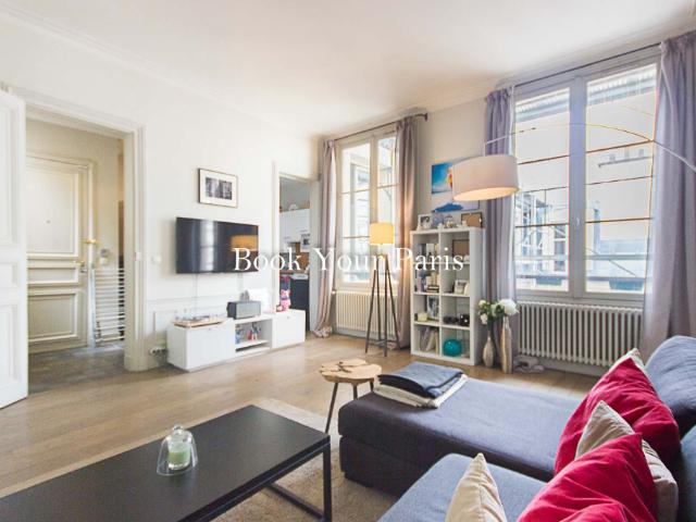 appartement meublé 2 chambres 100 m2 paris 1er
