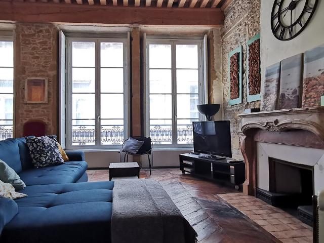 Appartement meublé 2 pièces 101 m²