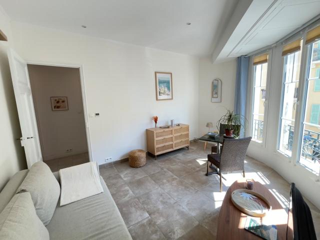 Appartement meublé 2 pièces 49 m²