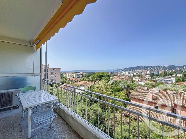 Appartement meublé 2 pièces 49 m²