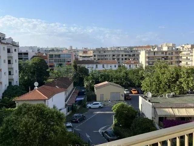 Appartement meublé 2 pièces 49 m²