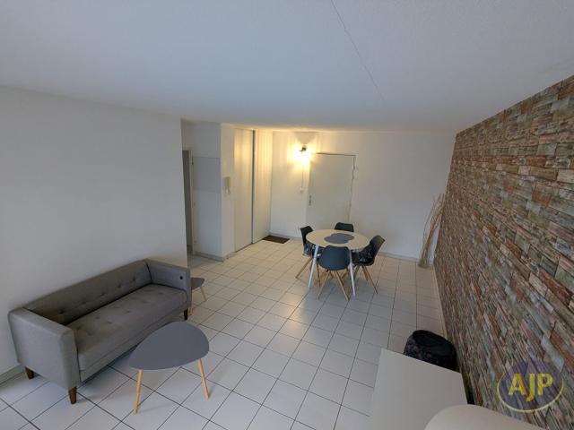 Appartement meublé 2 pièces 49 m²