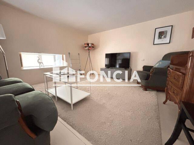 Appartement meublé 2 Pièces 50.98m² à louer 670 euros ROCHEFOR