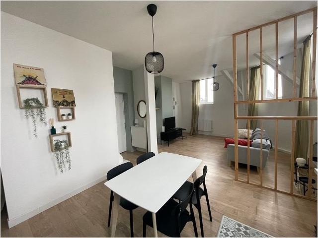 Appartement meublé 2 pièces 64 m²