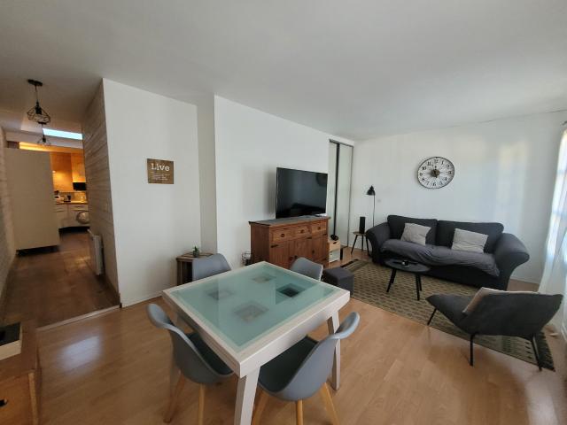 Appartement meublé 2 pièces 64 m²