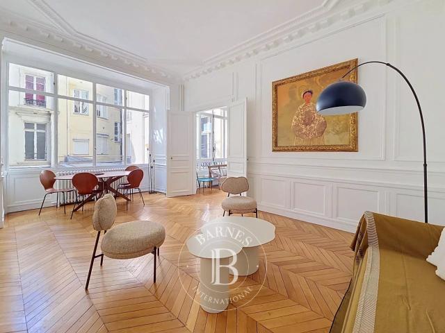 Appartement meublé 2 pièces 76 m²