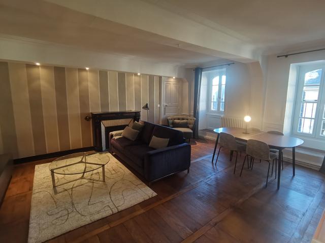 Appartement meublé 2 pièces 79 m²