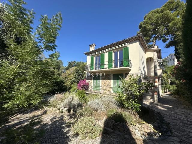 Appartement meublé 2 pièces 84 m²