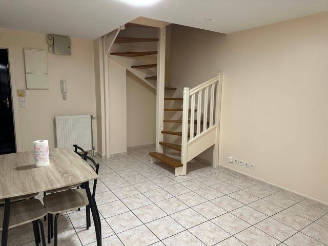 Appartement meublé 2 pièces de 41 m² en duplex – Terrasse, parking – Centre ville de Savigny sur Orge
