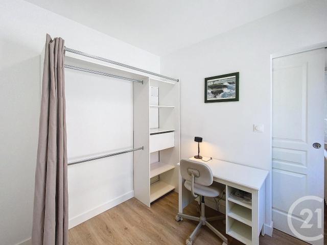 Appartement meublé 7 pièces 10 m²