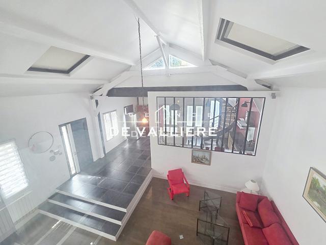 Appartement meublé 7 pièces 210 m²