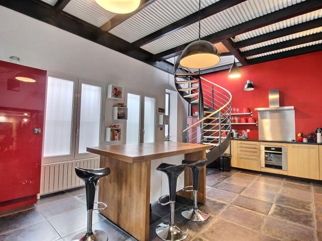 Appartement meublé 7 pièces 240 m²