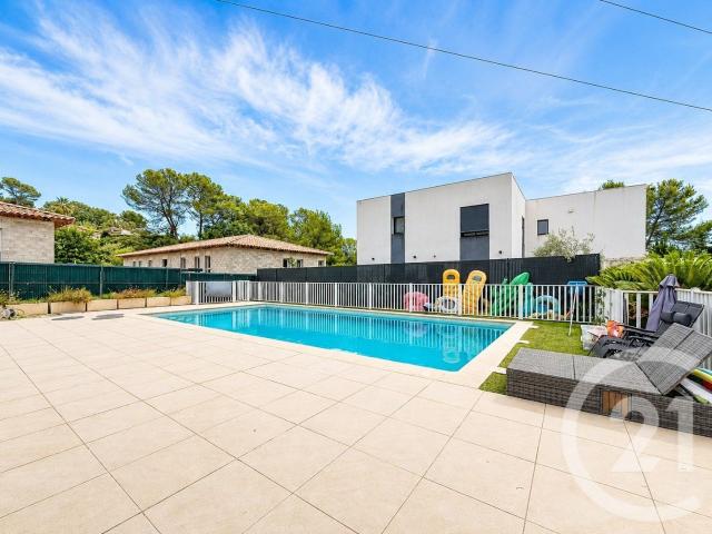 Appartement meublé 4 pièces 106 m²