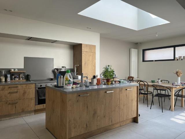 Appartement meublé 4 pièces 107 m²