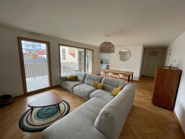 Appartement meublé 4 pièces 100 m²