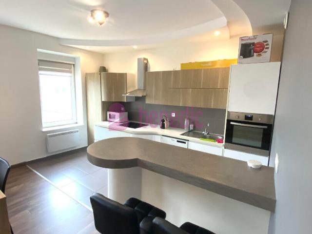 Appartement meublé 4 pièces 102 m²