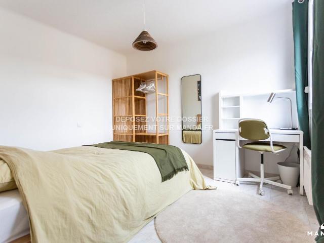Appartement meublé 4 pièces 10 m²