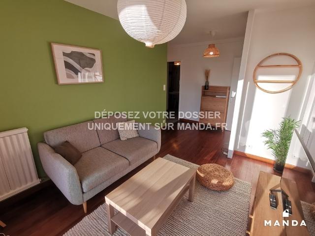 Appartement meublé 4 pièces 10 m²