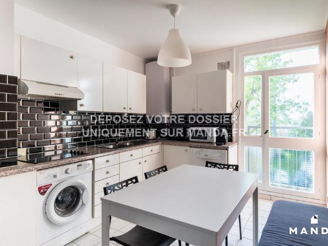 Appartement meublé 4 pièces 10 m²