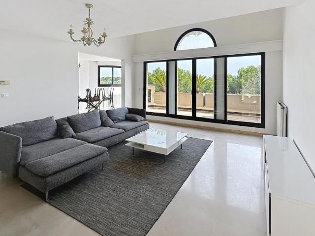 Appartement meublé 4 pièces 117 m²