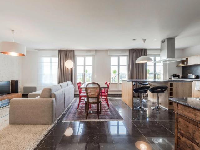 Appartement meublé 4 pièces 110 m²