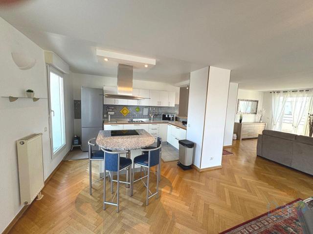 Appartement meublé 4 pièces 111 m²