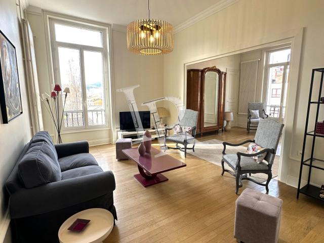 Appartement meublé 3 pièces 113 m²