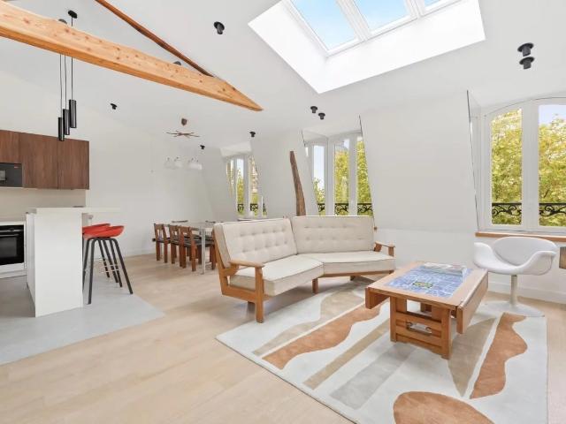 Appartement meublé 4 pièces 120 m²