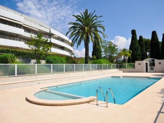 Appartement meublé 4 pièces 120 m²