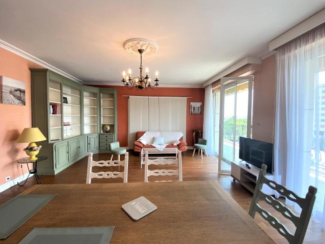 Appartement meublé 4 pièces 120 m²