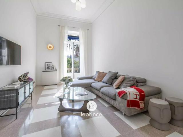 Appartement meublé 4 pièces 130 m²
